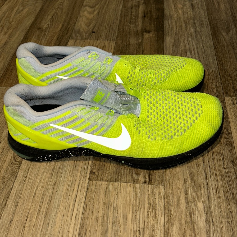 Nike Metcon DSX FLYKNIT VOLT
